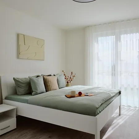 A1 - Zwei Bäder&terrasse Im Pine Hill Zirchow